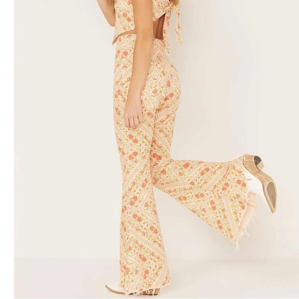 NWT Show me your Mumu Belmont Pull On Trouser in Patchwork Paisley - Medium - Picture 2 of 10